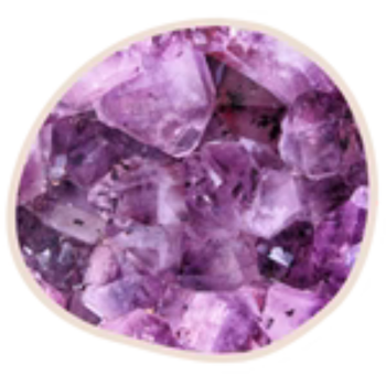 Amethyst, Edelstein, Violetter Quarz, Schmuckstein, Kristall, Lila Edelstein, Heilstein, Halbedelstein, Amethystkristall, Spiritueller Stein, Schutzstein, Meditation, Esoterik, Energetischer Stein, Mineralien.