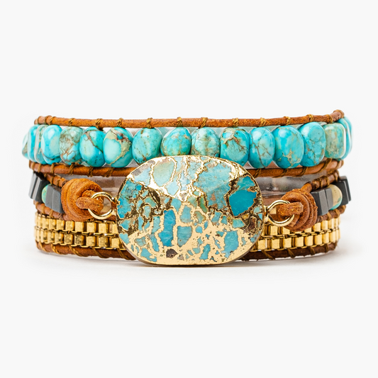 Enveloping bracelet with calming energy in turquoise