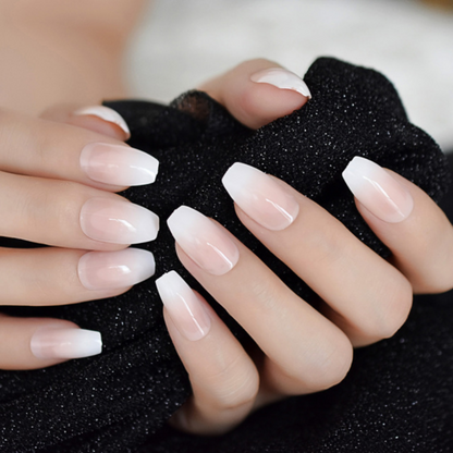 EasyNails Kit™ | Professional long nails from home!