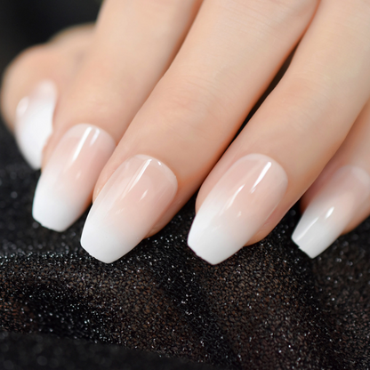 EasyNails Kit™ | Professional long nails from home!