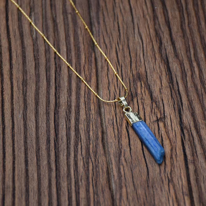 Pierre Brute Blue Topaz Necklace