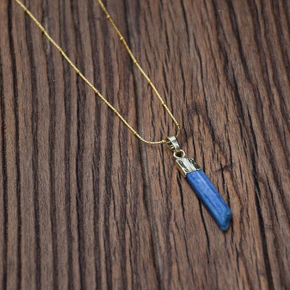 Collier pierre brute topaze bleue