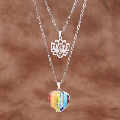 Collar con colgante de chakra del corazón de loto