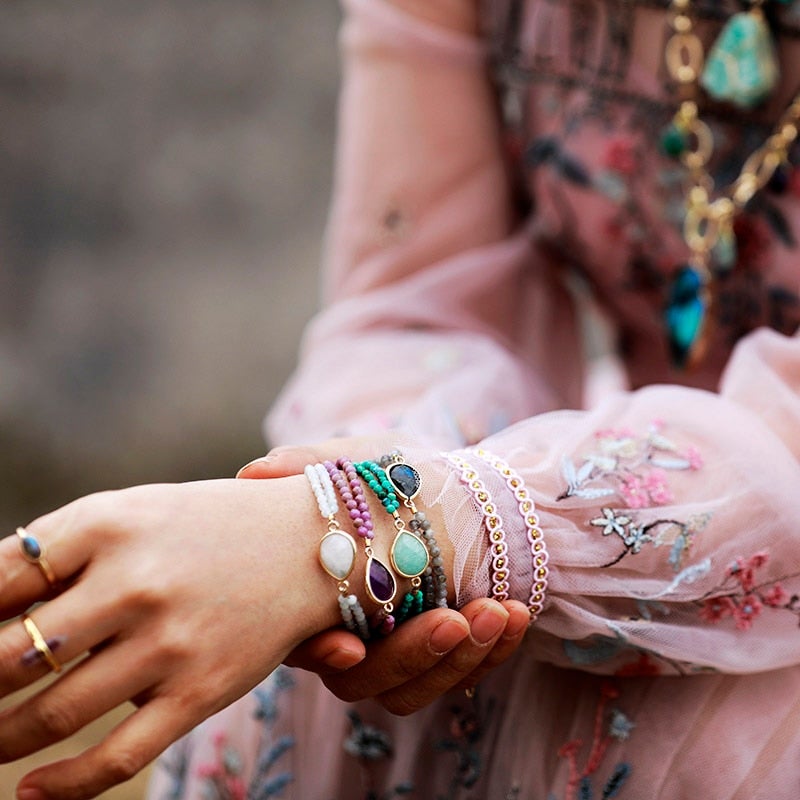 Tear-shaped bracelet made of glittering moonstone