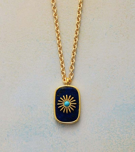 Collier de protection contre la lumière solaire curative