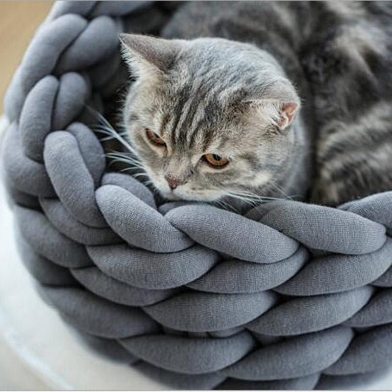 MTS™ Cozy Wool Basket | The cuddly bed for pets